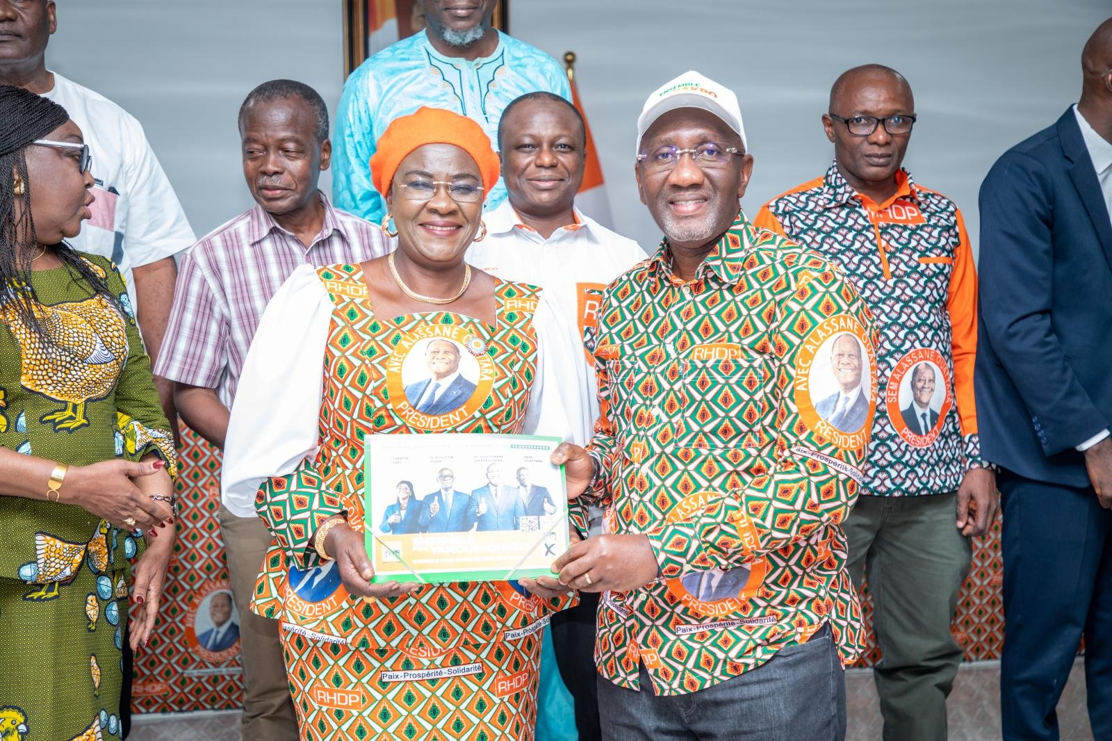 Yamoussoukro/Elections législatives : des feuilles de route remises aux membres de la Direction de campagne du RHDP