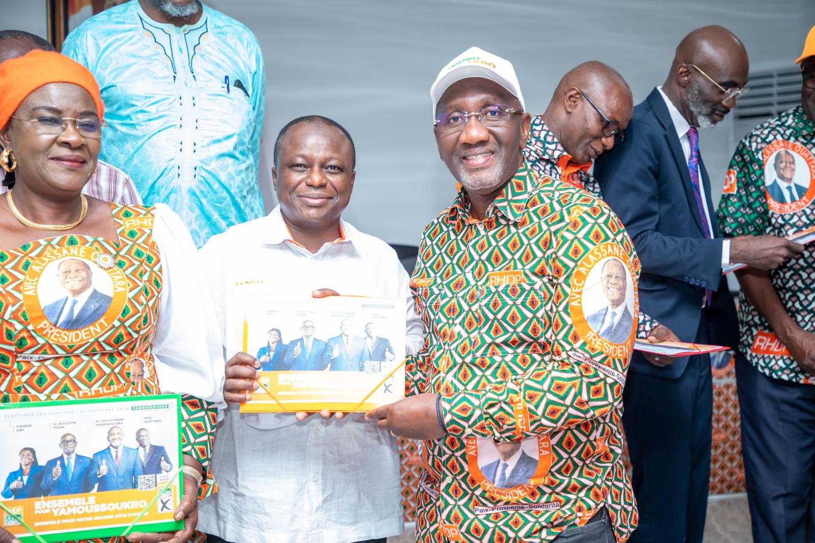 Yamoussoukro/Elections législatives : des feuilles de route remises aux membres de la Direction de campagne du RHDP