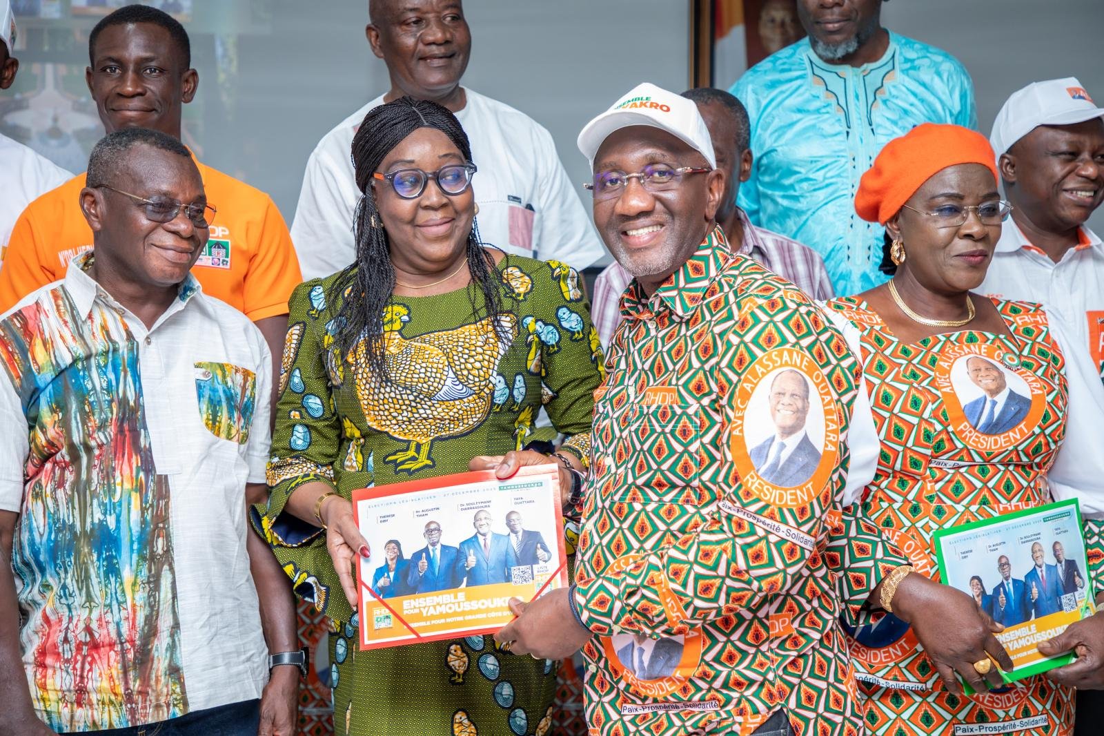 Yamoussoukro/Elections législatives : des feuilles de route remises aux membres de la Direction de campagne du RHDP