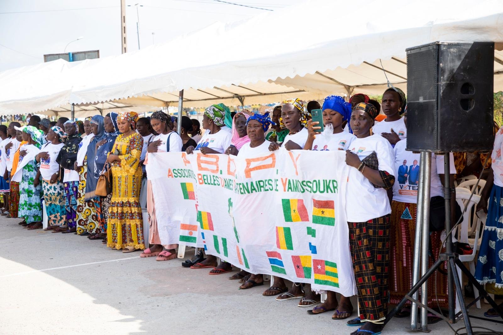 👉 Les femmes du Vivrier et le monde agricole avec le RHDP-Yakro !