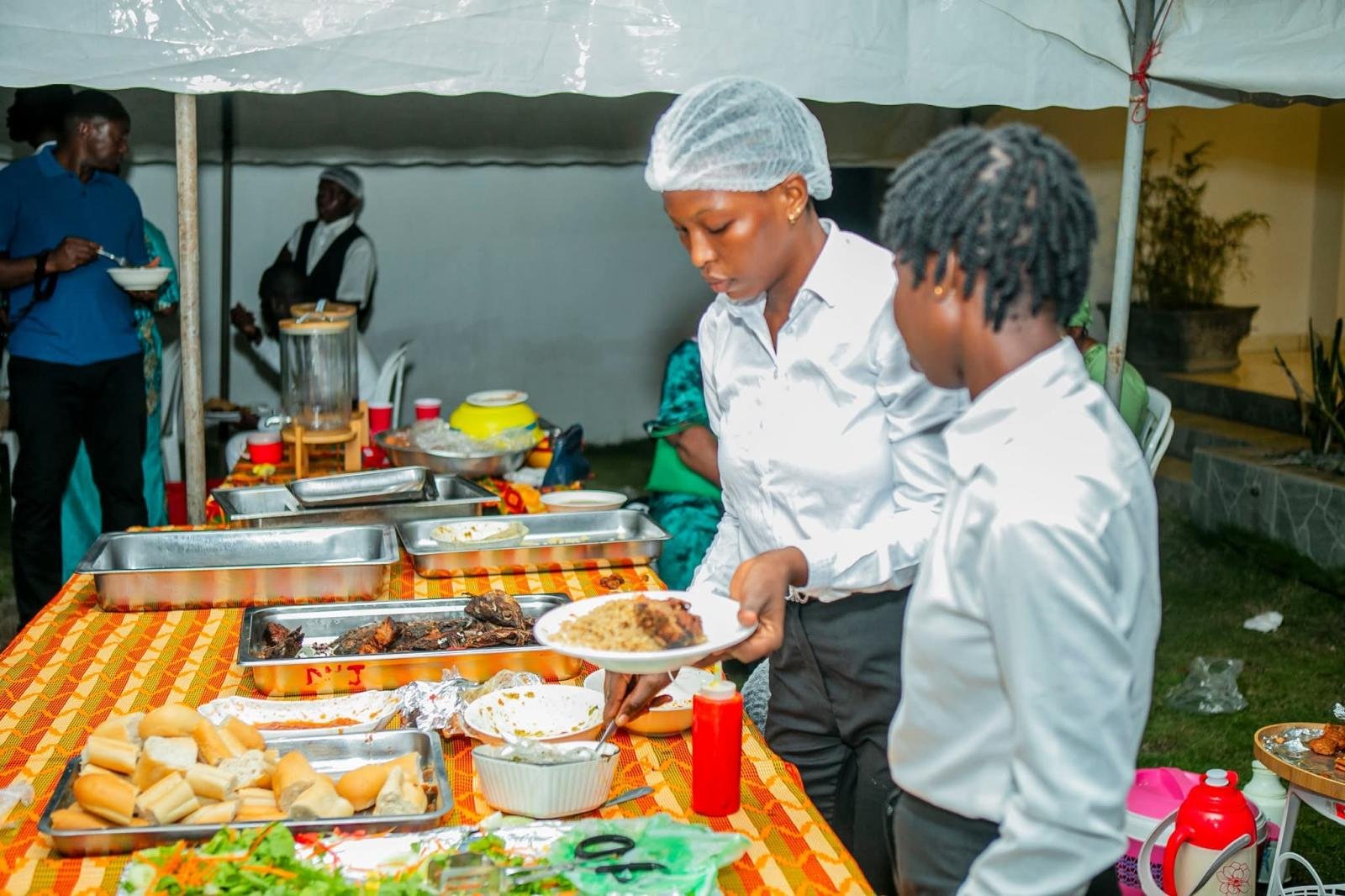 Yamoussoukro/Ramadan et carême : le Ministre Souleymane Diarrassouba rassemble musulmans et chrétiens autour d’une rupture collective