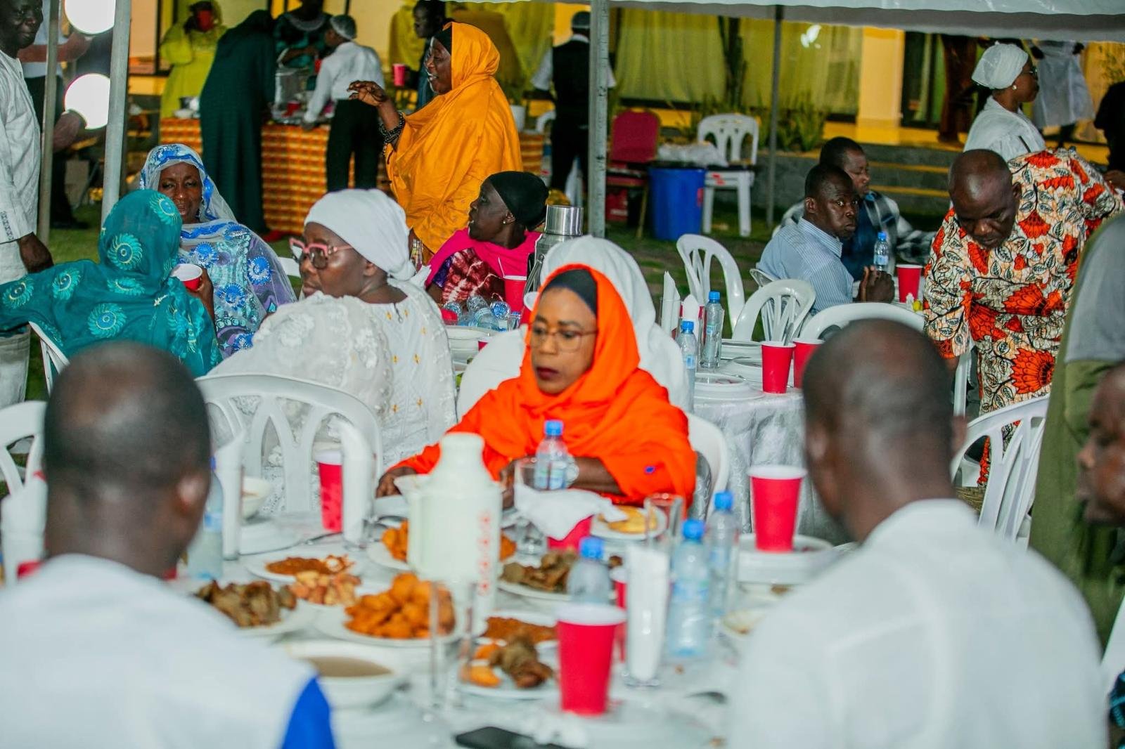 Yamoussoukro/Ramadan et carême : le Ministre Souleymane Diarrassouba rassemble musulmans et chrétiens autour d’une rupture collective